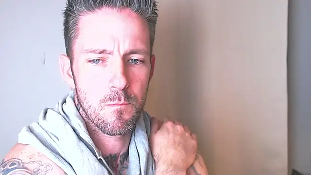 SkylarrGrey online show from 04-03-26, 08:23