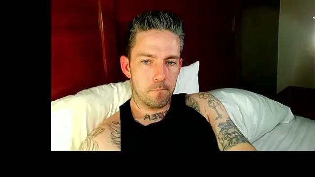 SkylarrGrey online show from 04-07-26, 05:41