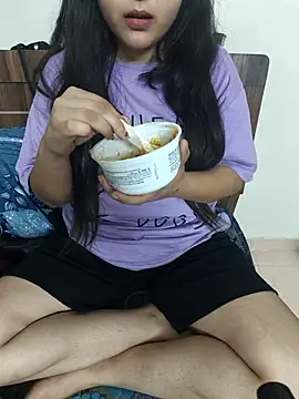 Snapshot of neelam_rawat chatting on 04-28-26, 04:56 neelam rawat online show from 04-28-26, 04:56