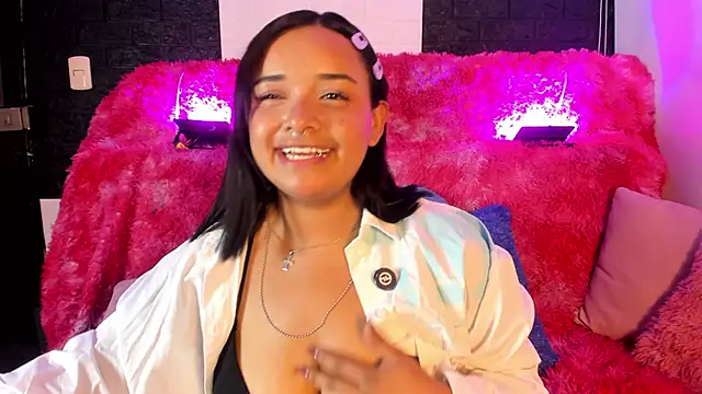 SofiiaCutee online show from 05-31-26, 03:04