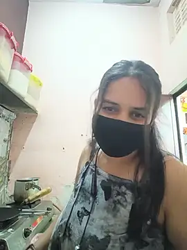 REENA-STRIP online show from 05-16-26, 06:21