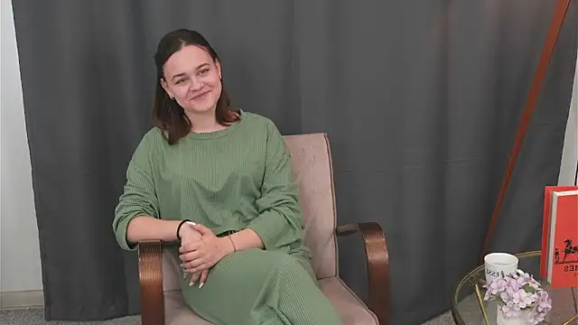 Snapshot of YonMarchak chatting on 03-22-26, 10:07 YonMarchak online show from 03-22-26, 10:07