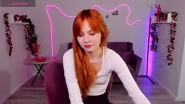 Snapshot of MiaSensitive chatting on 04-01-26, 02:47 MiaSensitive online show from 04-01-26, 02:47