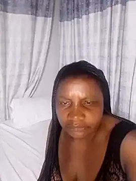 Snapshot of BabeThandi chatting on 03-28-26, 05:45 BabeThandi online show from 03-28-26, 05:45