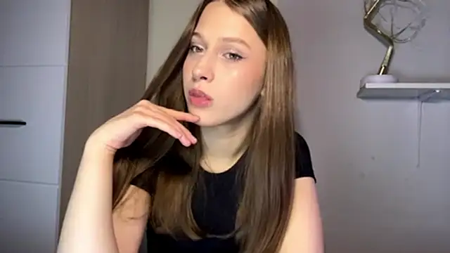 Snapshot of AssumingPail chatting on 04-01-26, 05:54 AssumingPail online show from 04-01-26, 05:54