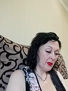 HelgaDennis online show from 06-27-26, 12:22