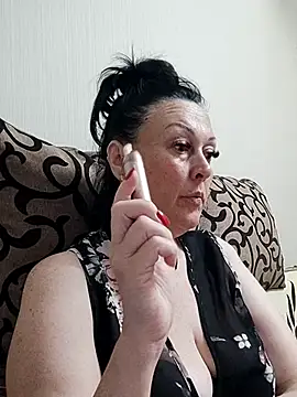 HelgaDennis online show from 07-03-26, 10:05