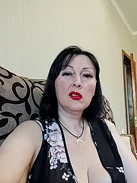 HelgaDennis online show from 07-07-26, 07:34