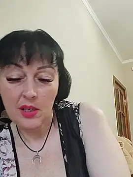 HelgaDennis online show from 07-21-26, 06:16