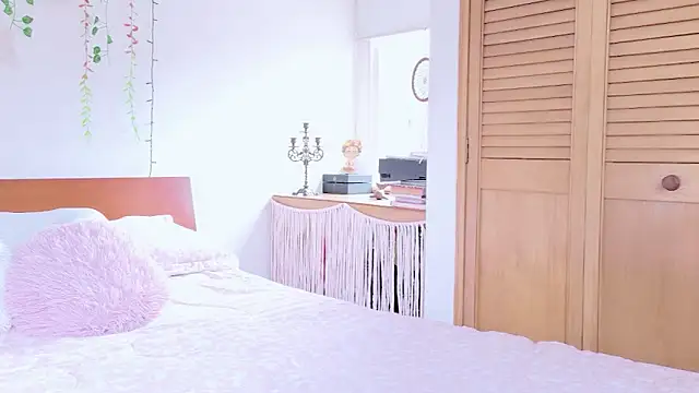 Snapshot of Ajua__Uva chatting on 03-29-26, 07:47 Ajua Uva online show from 03-29-26, 07:47