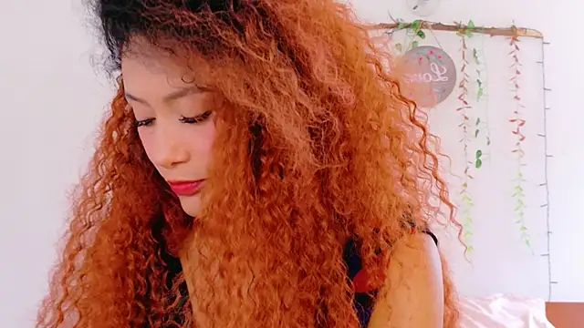 Snapshot of Ajua__Uva chatting on 03-30-26, 06:20 Ajua Uva online show from 03-30-26, 06:20