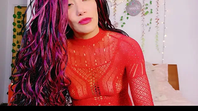 Ajua  Uva online show from 05-10-26, 12:38