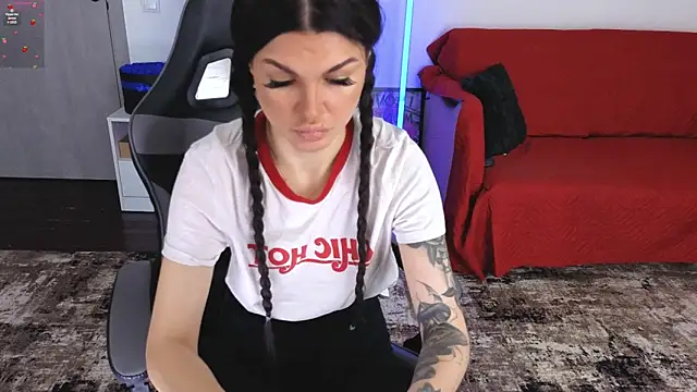 AnacondaOnn online show from 05-31-26, 07:37