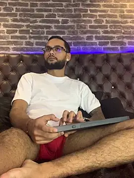 KyleJoss30 online show from 04-13-26, 09:31