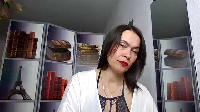 Selena Moo online show from 04-19-26, 11:53