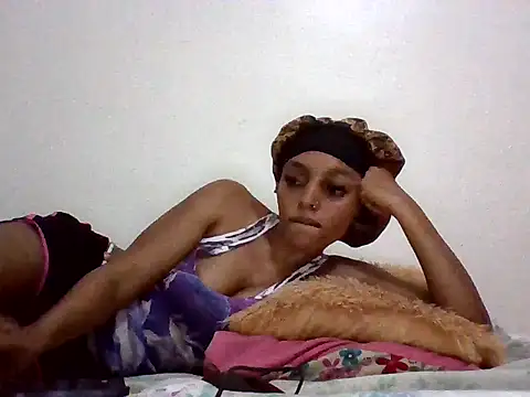 Zurii  online show from 04-15-26, 04:14