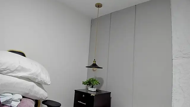 kira relish online show from 04-29-26, 05:30