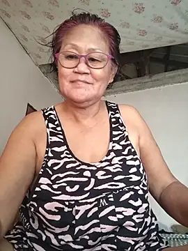 Snapshot of Sunflower1956 chatting on 05-16-26, 11:25 Sunflower1956 online show from 05-16-26, 11:25
