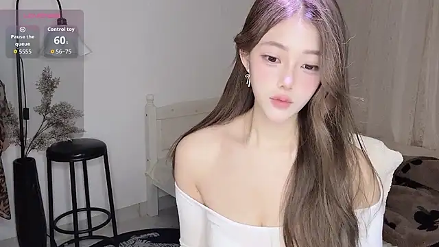 ceekie-77 online show from 04-09-26, 11:10