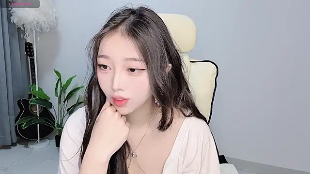Yukiy8877 online show from 03-26-26, 10:04
