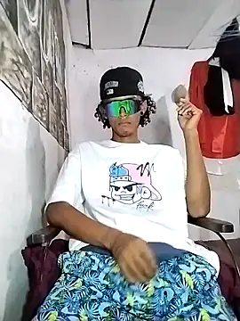 spittermasterpig1 online show from 03-20-26, 04:12