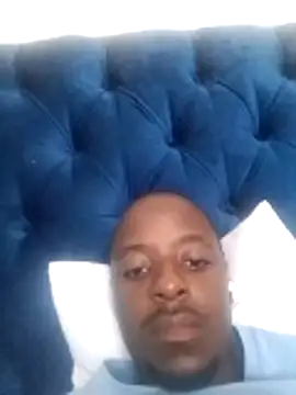 Snapshot of BigDickenergyz chatting on 03-25-26, 06:41 BigDickenergyz online show from 03-25-26, 06:41