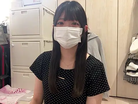 y-u-r-a-33 online show from 06-24-26, 04:11