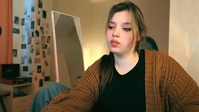 Chloe Rozzy online show from 03-21-26, 03:33