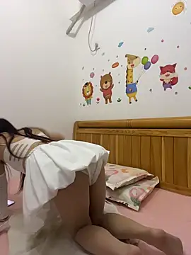 Snapshot of flylingling33 chatting on 03-24-26, 04:56 flylingling33 online show from 03-24-26, 04:56