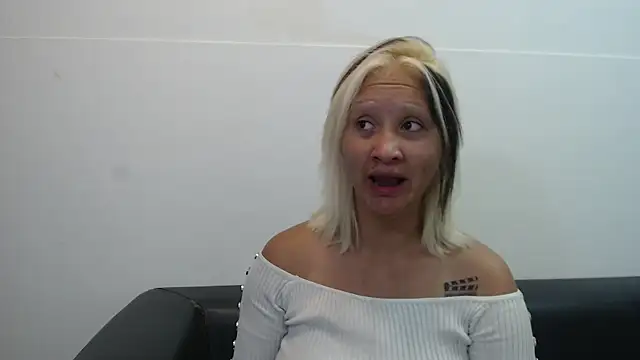 dafne kim online show from 04-14-26, 12:44