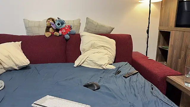 SoloUno0 online show from 05-28-26, 03:59