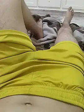 Snapshot of qamar97 chatting on 04-01-26, 10:16 qamar97 online show from 04-01-26, 10:16