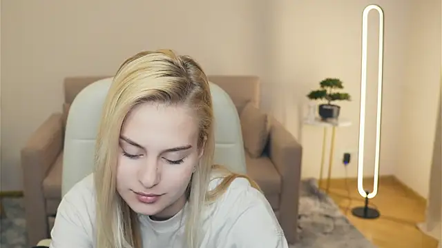 Snapshot of RudyElfenbein chatting on 03-25-26, 09:26 RudyElfenbein online show from 03-25-26, 09:26