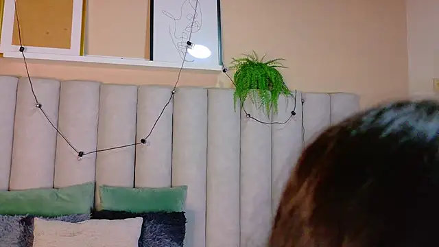 StarrMoon   online show from 07-28-26, 02:40