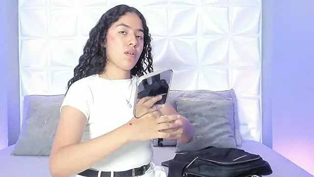 Snapshot of YourFeetFantasy chatting on 03-28-26, 09:25 YourFeetFantasy online show from 03-28-26, 09:25