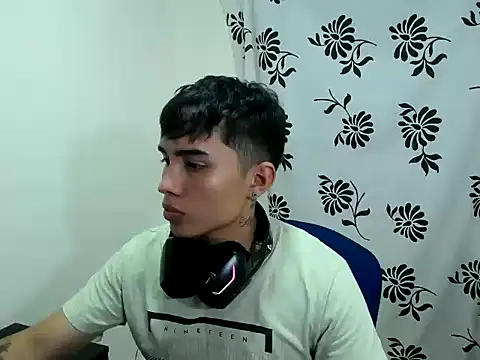 Fher rivers1 online show from 05-02-26, 02:27