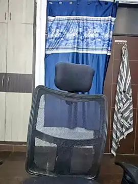 Snapshot of ALIZA_FENDY chatting on 03-24-26, 03:17 ALIZA FENDY online show from 03-24-26, 03:17