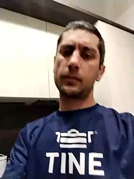 Snapshot of Sexy_Strong9295 chatting on 03-24-26, 04:34 Sexy Strong9295 online show from 03-24-26, 04:34