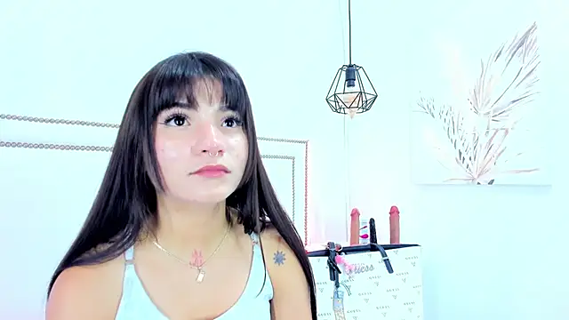 emma-sandoval online show from 06-11-26, 10:19