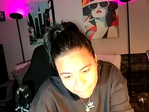 HannaJonns online show from 04-26-26, 08:17