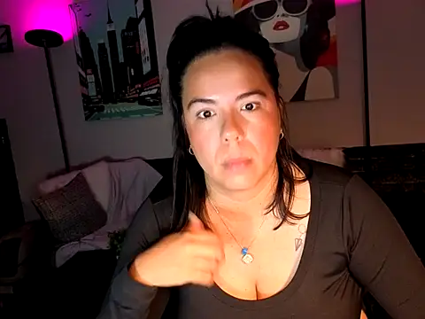 HannaJonns online show from 05-01-26, 12:43