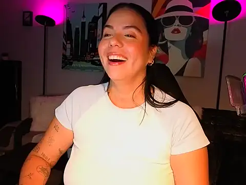HannaJonns online show from 06-19-26, 04:39