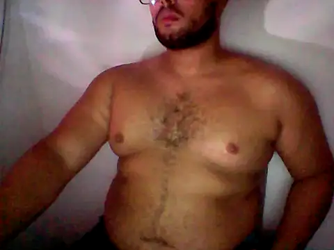 Snapshot of Derick_013 chatting on 05-11-26, 09:56 Derick 013 online show from 05-11-26, 09:56