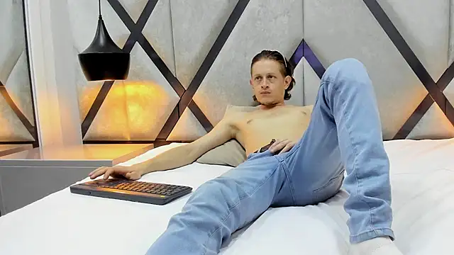 Anthonny Vegas online show from 03-22-26, 03:21