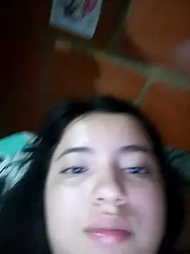 Snapshot of violetascottt chatting on 03-27-26, 12:05 violetascottt online show from 03-27-26, 12:05