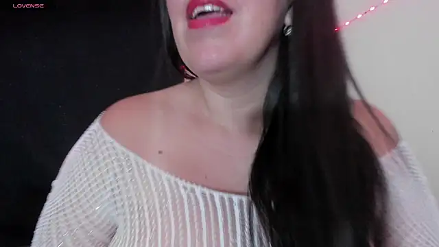 Snapshot of bella_smit1 chatting on 03-27-26, 07:47 bella smit1 online show from 03-27-26, 07:47