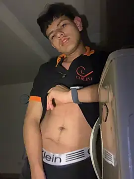 Snapshot of juanma759 chatting on 07-13-26, 02:36 juanma759 online show from 07-13-26, 02:36