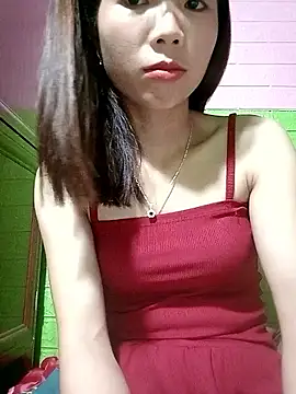 AmyLinee01 online show from 04-18-26, 05:50