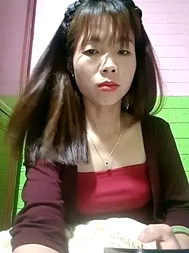 AmyLinee01 online show from 05-03-26, 06:25