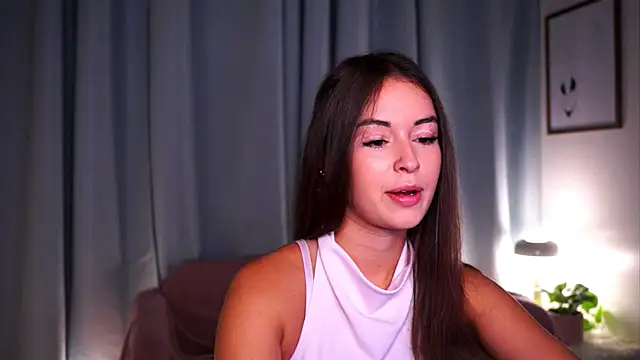 Snapshot of Fawnette chatting on 07-19-26, 09:13 Fawnette online show from 07-19-26, 09:13